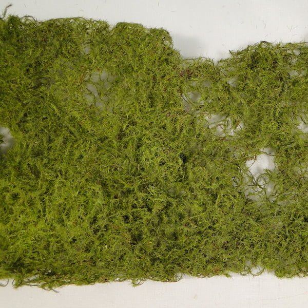 15 x 90cm Decorative Moss Roll